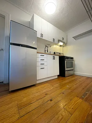 Rented by Owner | media 12