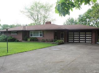 828 Wellington Dr, Springfield, OH