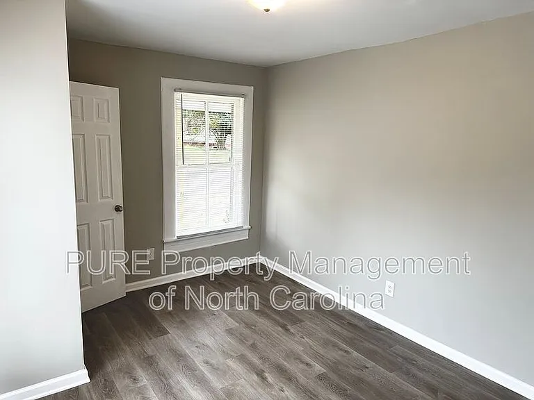 213 Irma Ave — Photo 23