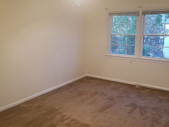 5th image of 9465 Fairfax Blvd APT 302