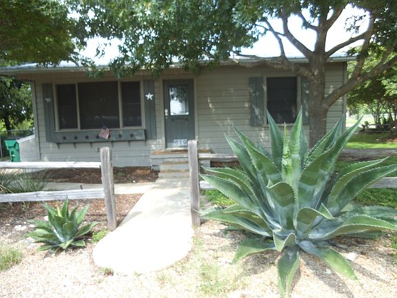 3rd image of 619 E White St
