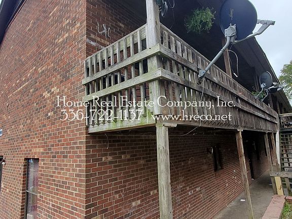 2nd image of 1400 W Academy St APT 9