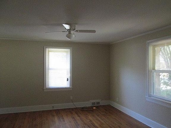 3rd image of 601 S Chapman St