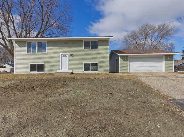 1105 11th Ave, Howard Lake, MN 55349