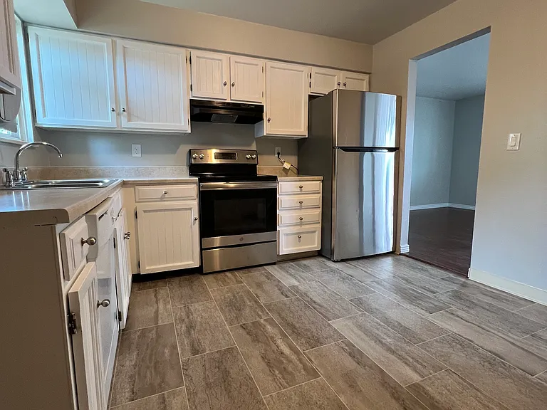 3587 W 88th Ave — Photo 3