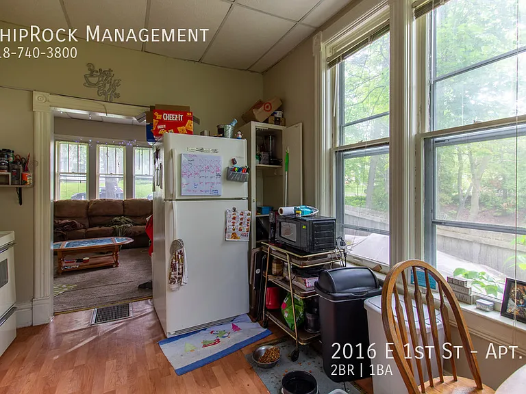2016 E 1st St #1 — Photo 4