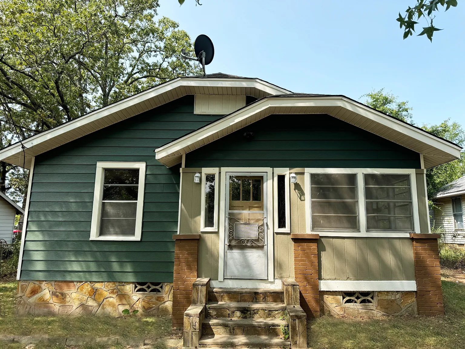 2 bed, 875 sqft, $925 — Photo 1