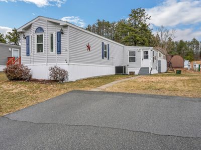 37 Woodside Drive, Lisbon, ME, 04250