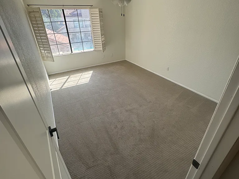 819 N College Ave #F106 — Photo 5