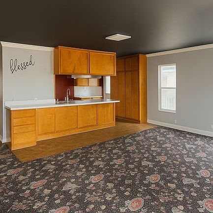 Additional Living Room