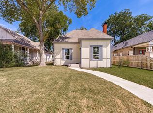917 W Sears St, Denison, TX 75020