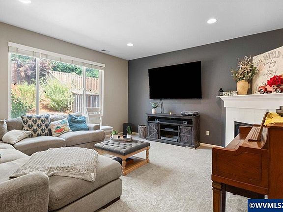 2nd image of 3127 San Pedro Ave NW