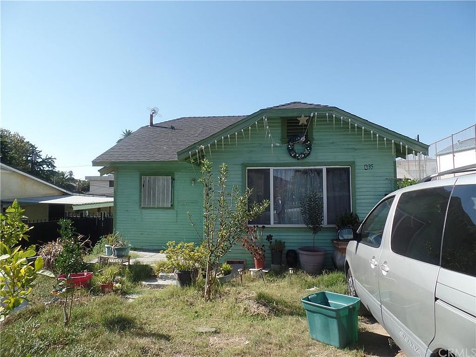 1st image of 635 E Hyde Park Blvd