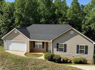 95 Mountain Overlook Drive, Cleveland, GA 30528