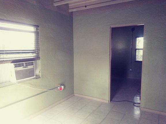 5th image of 1610 NW 5th Ave