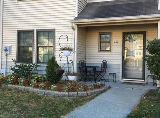 800 Begonia Ct, Jackson, NJ 08527