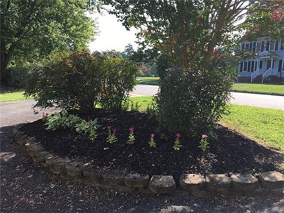 4th image of 10513 Oak Cottage Dr