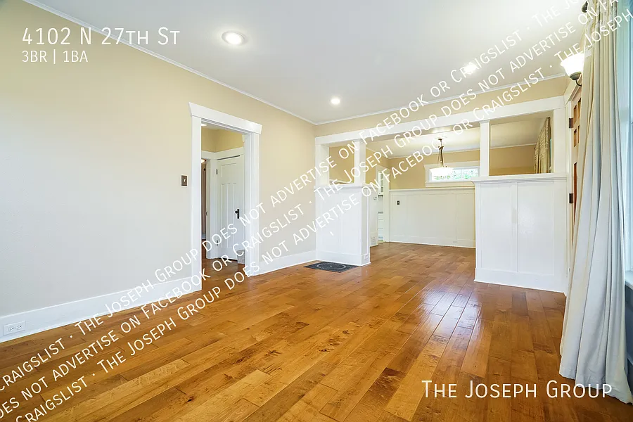 Timeless 3-Bedroom in Prime Tacoma Location — Photo 4