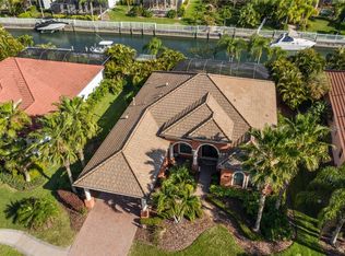 545 Mast Dr, Bradenton, FL 34208