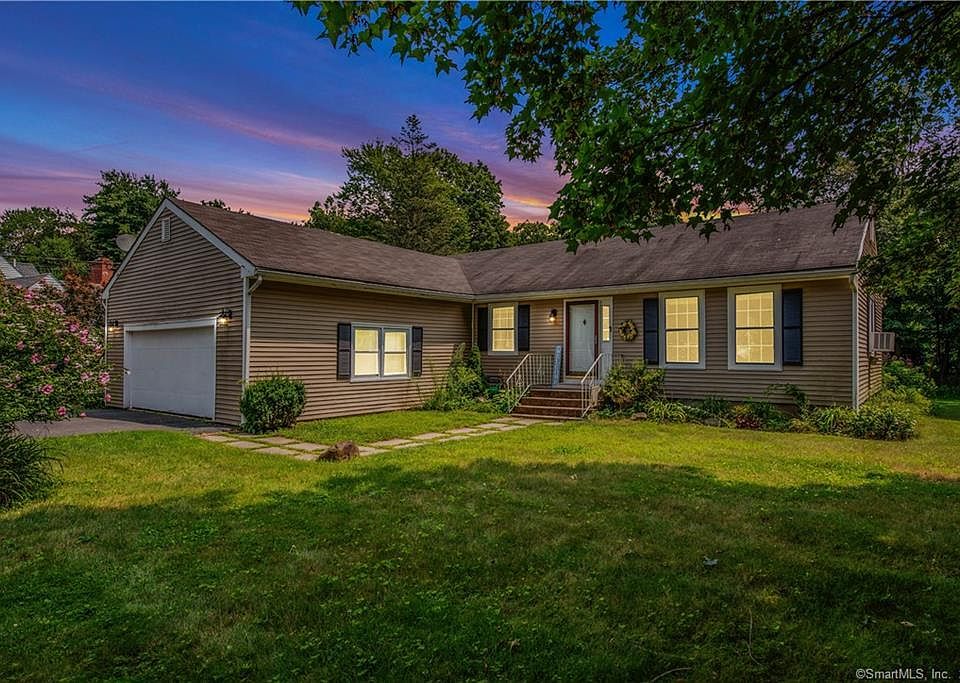 1st image of 96 Sloper Ln