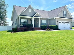31 Lake Ridge Cir, Guntersville, AL 35976