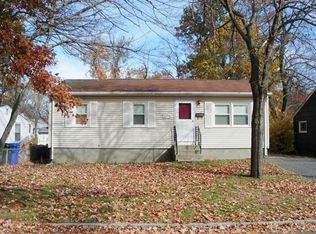 109 Middle St, Springfield, MA 01104