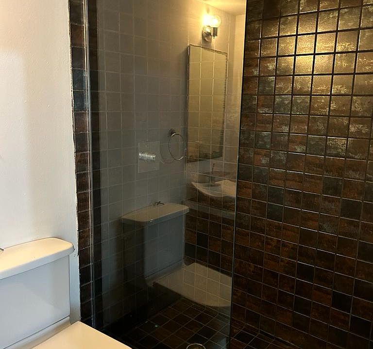 1st image of 1560 Pennsylvania Ave #211
