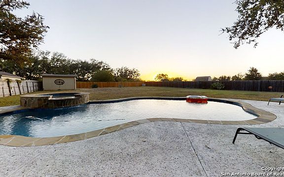 3rd image of 9211 Gaytan Dr