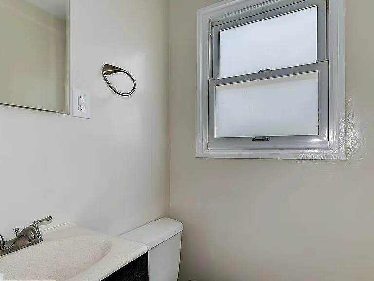 7428 W Park Dr — Photo 11