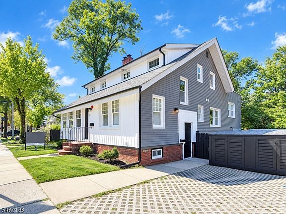 4th image of 19 Prospect St