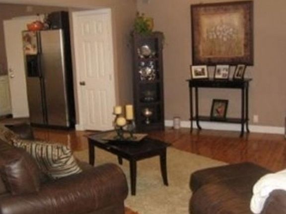 2nd image of 318 Fielding Lewis Dr