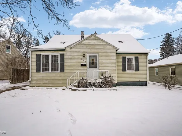 523 Evans Ave, Akron, OH 44310