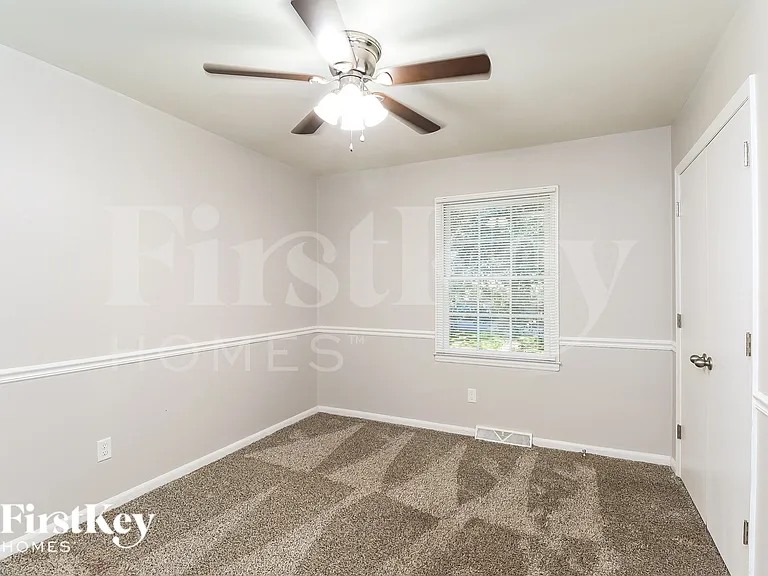13507 Idlefield Ln — Photo 14