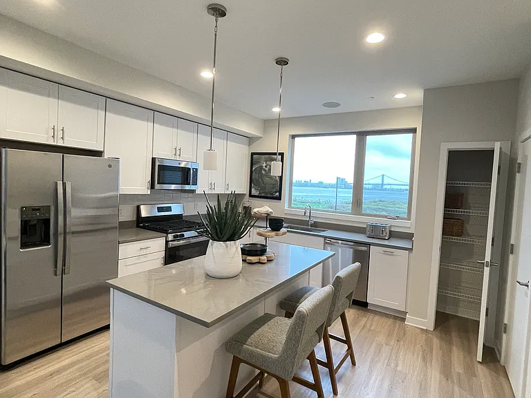 3107 Beachview Ln — Photo 9