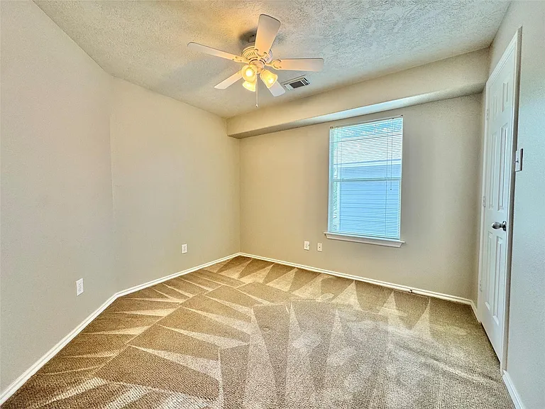 234 W Stedhill Loop — Photo 32
