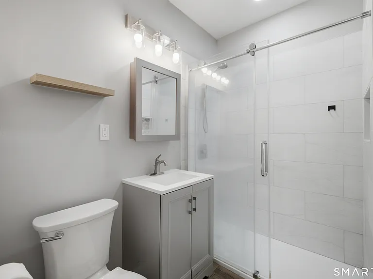 65 Dover Rd — Photo 22