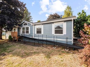 18780 Central Point Rd UNIT 35, Oregon City, OR 97045