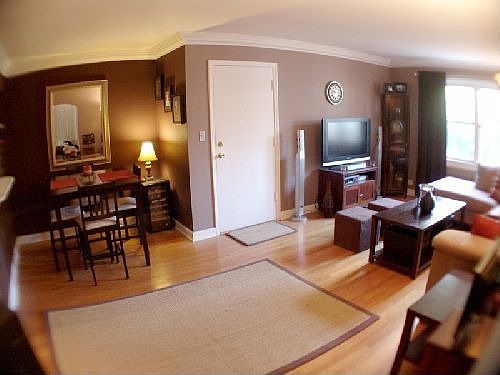 3rd image of 1530 N Harlem Ave APT 3S