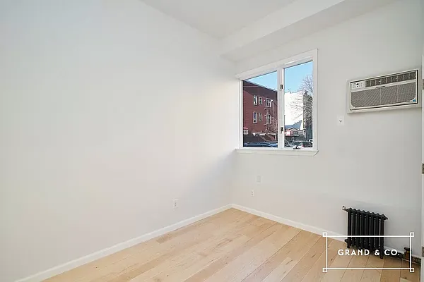 Rented by Grand & Co. | media 7