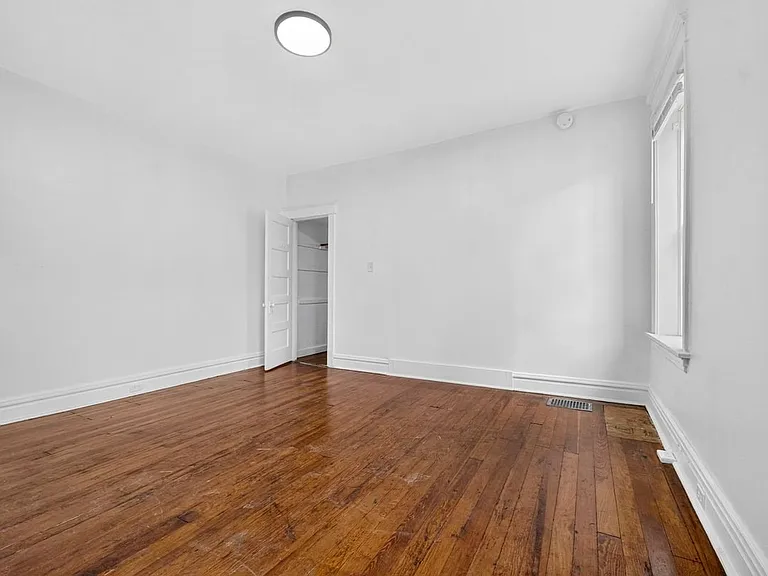 3744 Gravois Ave #1F — Photo 15