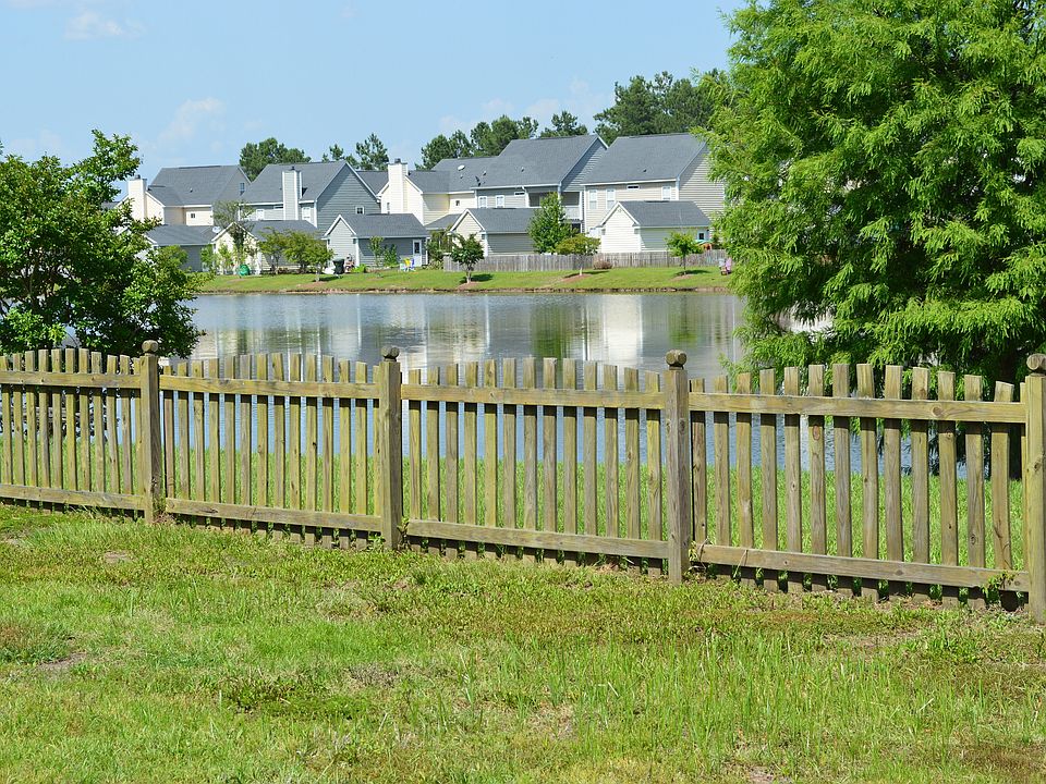 2nd image of 103 Avonshire Dr