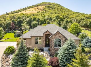 1693 S Aspen Way, Wellsville, UT 84339