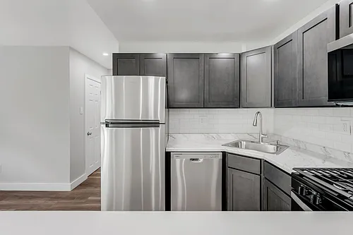 Primavera Square Apartments Photo 1