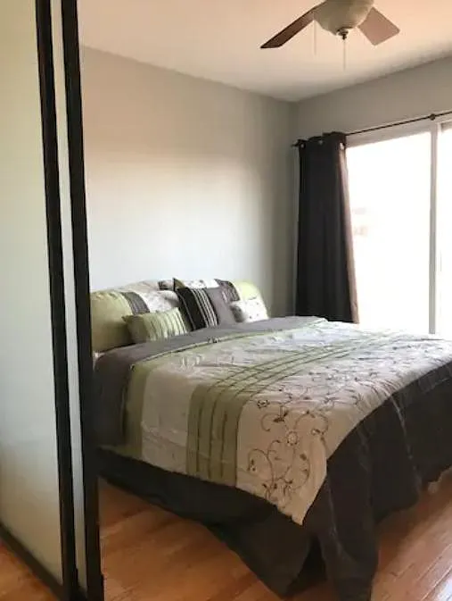 2 bed, 1243 sqft, $3,700 — Photo 2