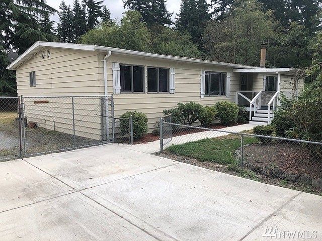 1st image of 34848 52nd Ave S
