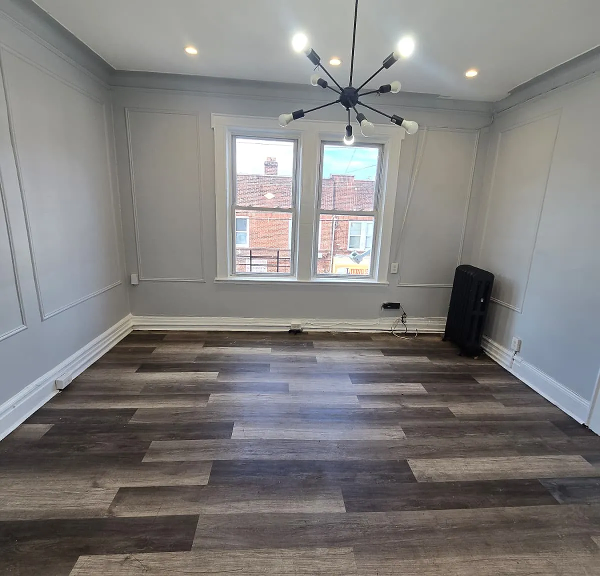 158 Maple Ave — Photo 2