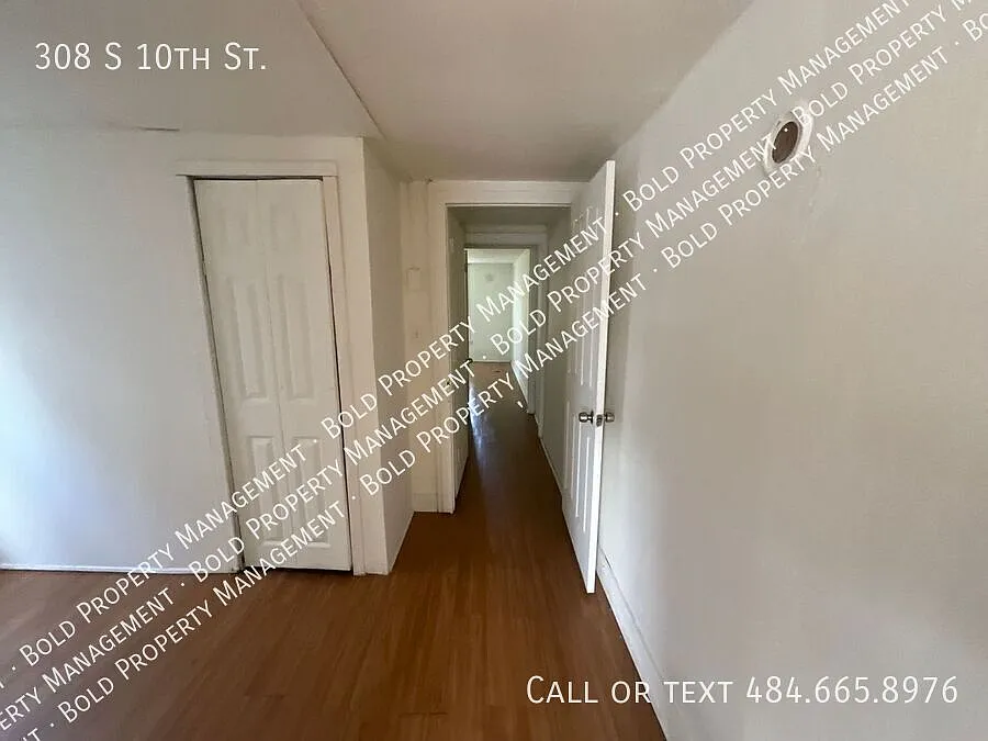 2 Bedroom 1 Bath — Photo 3