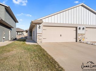 9518 W Gert St, Sioux Falls, SD 57106