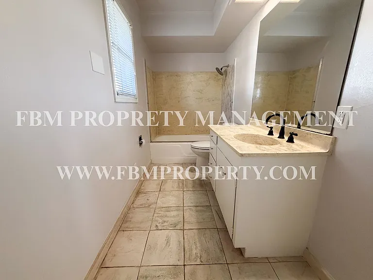 2200 Country Club Rd #A — Photo 8