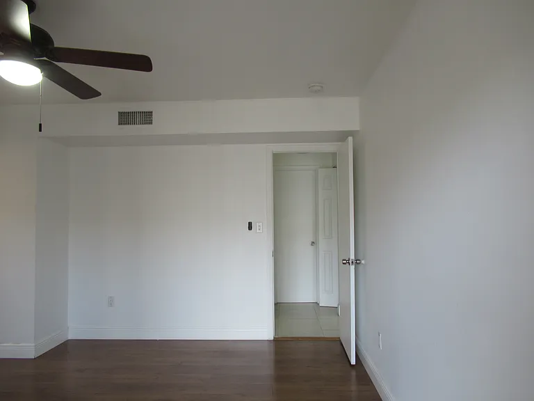 8401 SW 107th Ave #371E — Photo 29